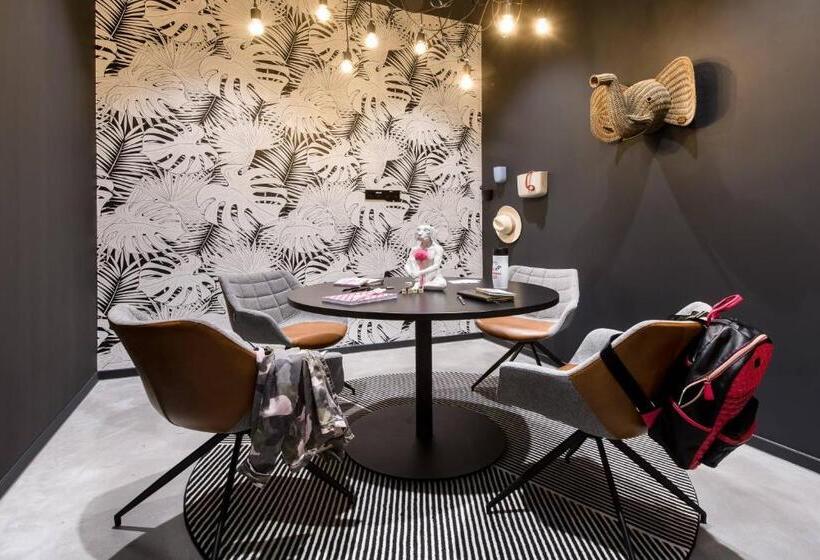 Hotel Moxy Stuttgart Feuerbach