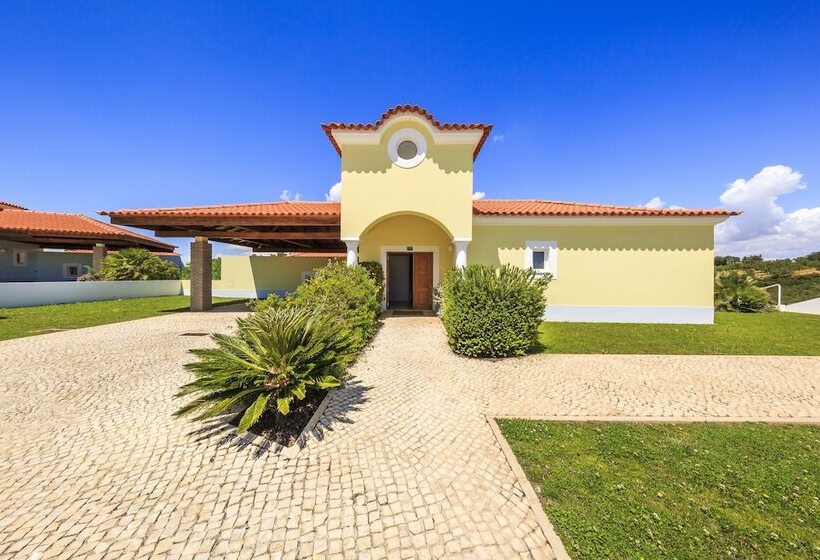 Eden Villas & Apartments