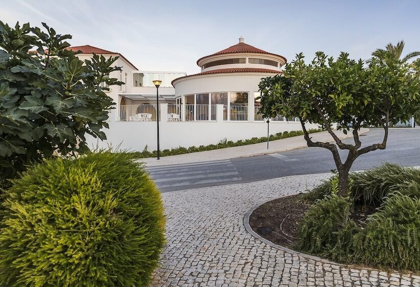 Eden Villas & Apartments