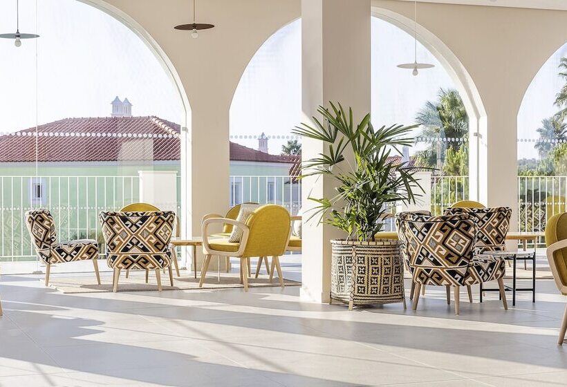 Eden Villas & Apartments