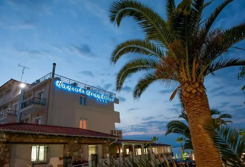 Hanioti Grandotel