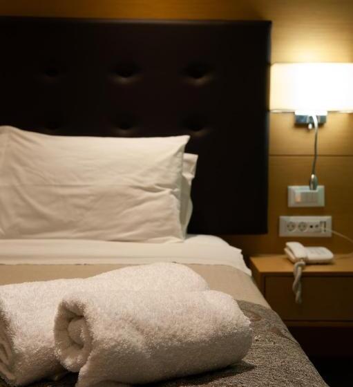 هتل Atlantis Boutique City