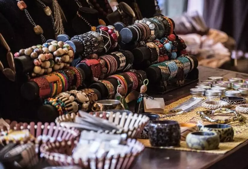 هتل Gondwana Canyon Village