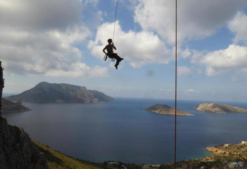 فندق Climbers Village