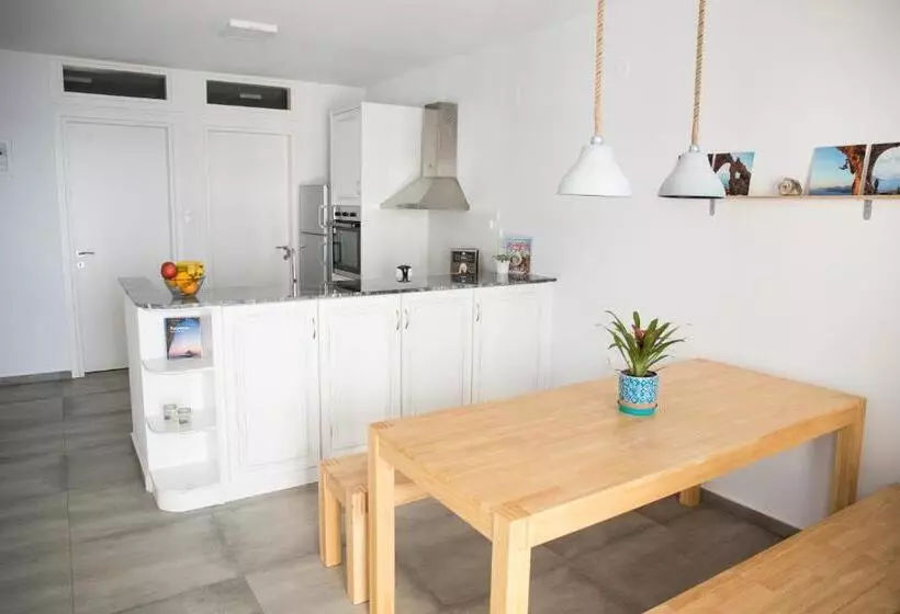 Отель Climbers Village