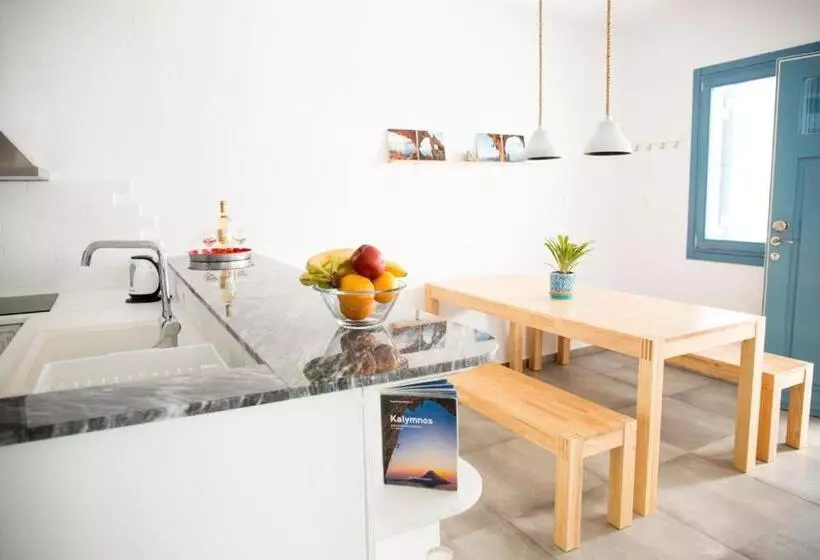 Отель Climbers Village