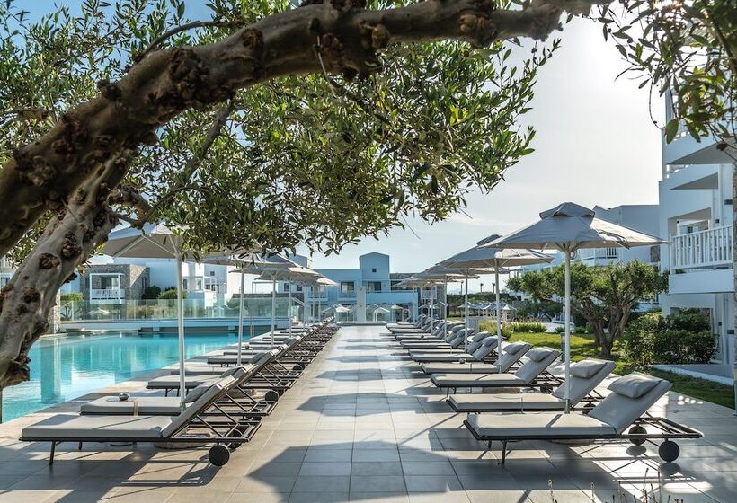 Diamond Deluxe Hotel Adults Only