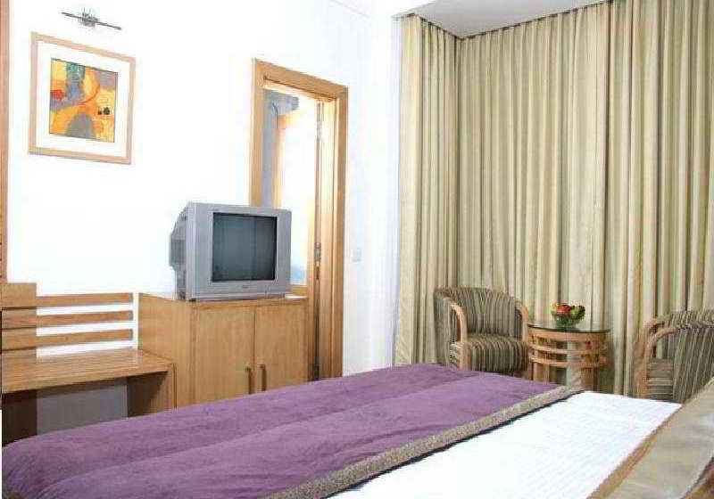 Hotel Dolphinn - Just Like Home