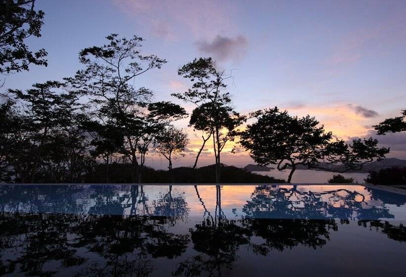 Отель Encanto Acapulco