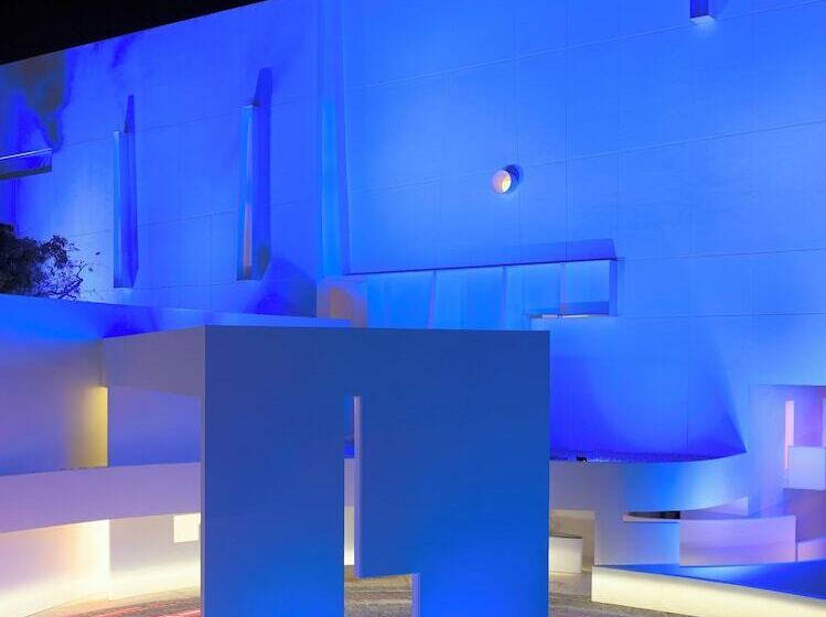 Отель Encanto Acapulco