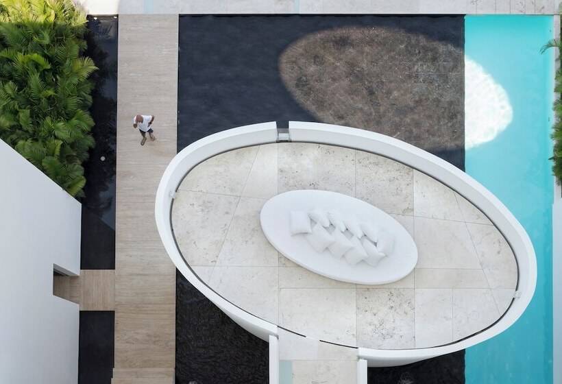 Отель Encanto Acapulco