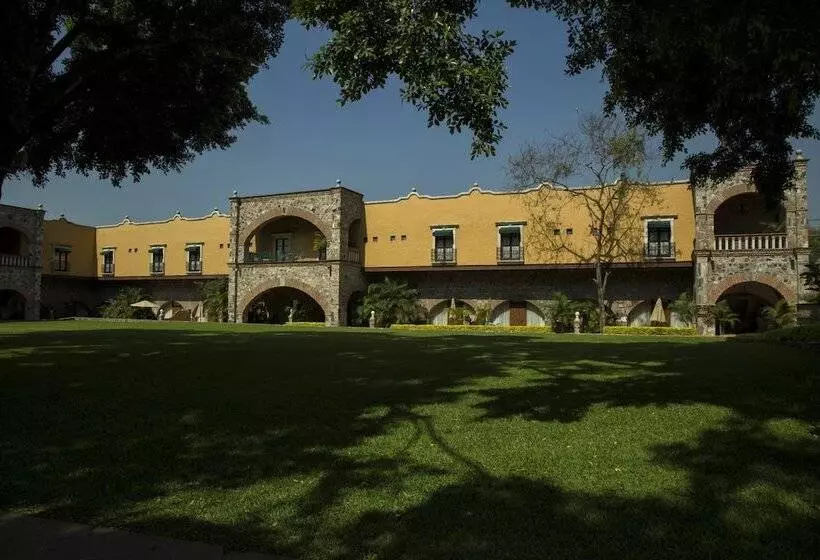 هتل Fiesta Americana Hacienda San Antonio El Puente Resort & Spa