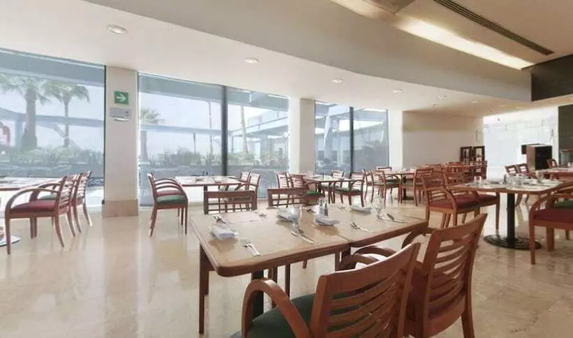 فندق Fiesta Inn Torreon Galerias