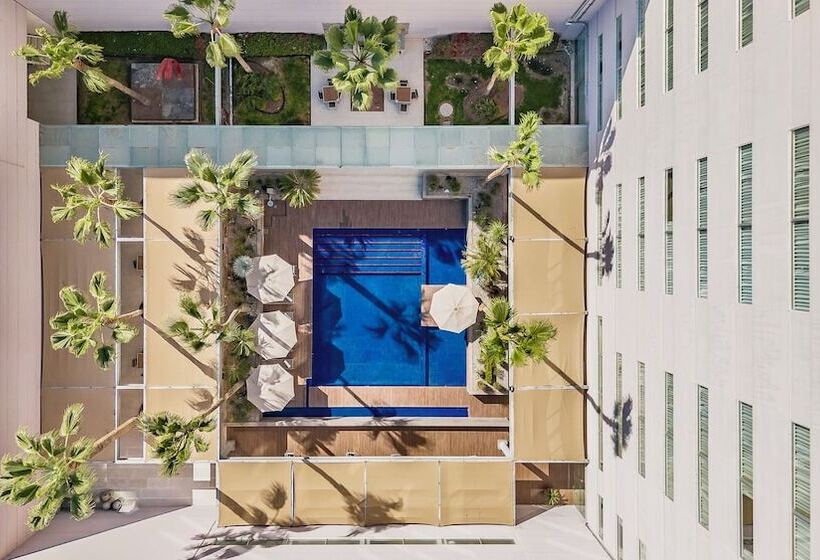 هتل Fiesta Inn Torreon Galerias