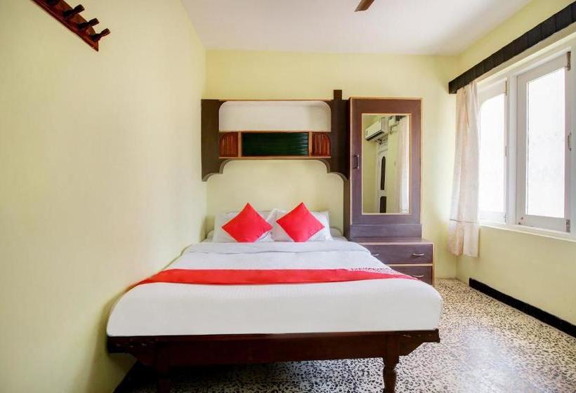 Hotel Gaffinos Beach Resort