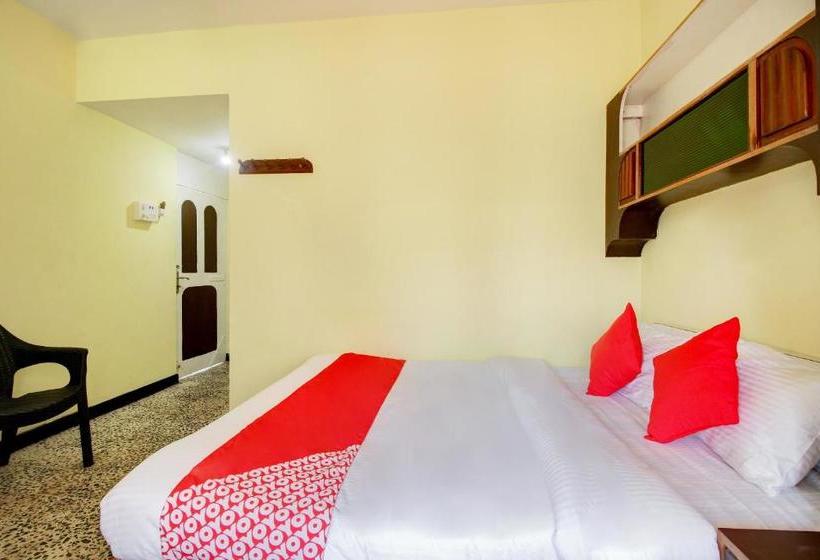 Hotel Gaffinos Beach Resort