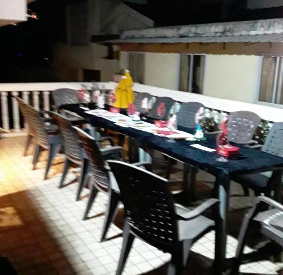 Hotel Gaffinos Beach Resort