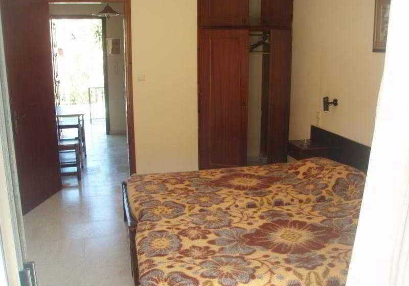 ホテル George Studios