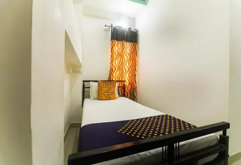 هتل Golden Residency, Gandhi Nagar Bangalore