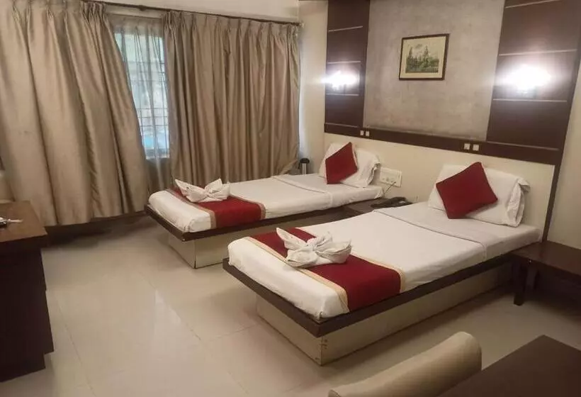 هتل Golden Residency, Gandhi Nagar Bangalore
