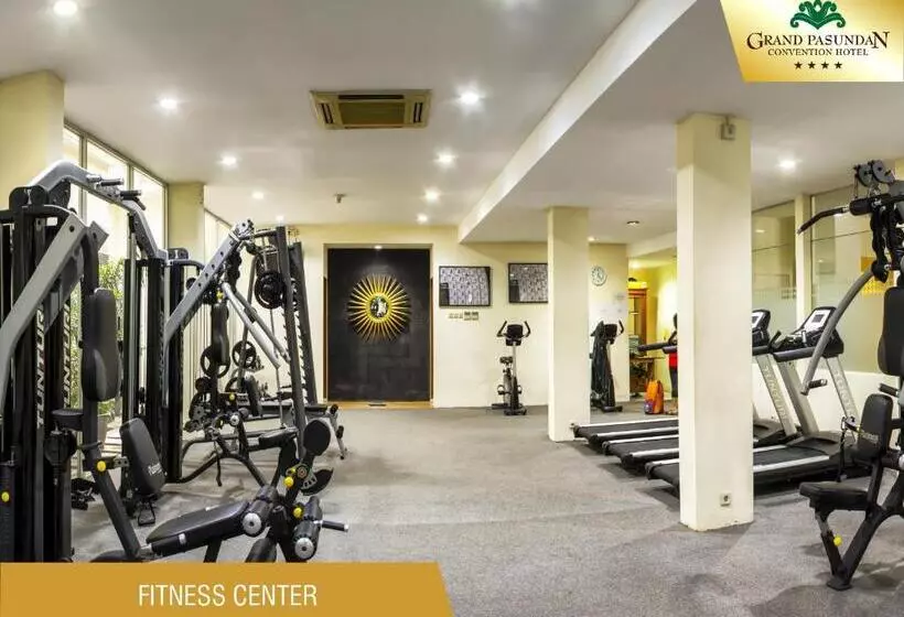 Отель Grand Pasundan Convention