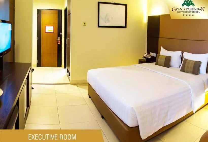Отель Grand Pasundan Convention
