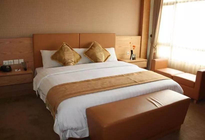 Отель Grand Pasundan Convention