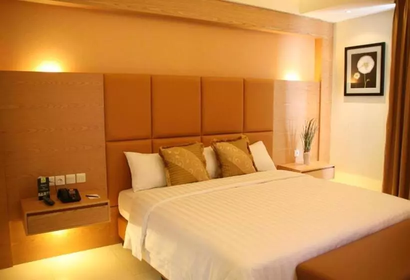 Отель Grand Pasundan Convention