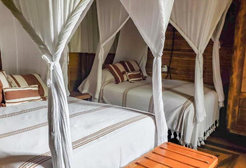 فندق I Scream House