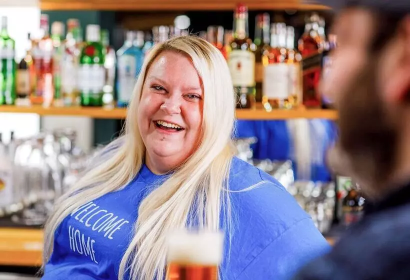 Отель Travelodge Heathrow Terminal 5