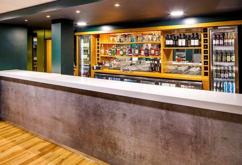 酒店 Travelodge Heathrow Terminal 5