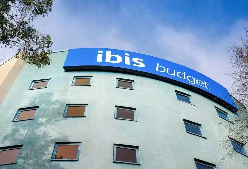 Отель Travelodge Heathrow Terminal 5