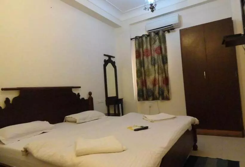 فندق Maya International