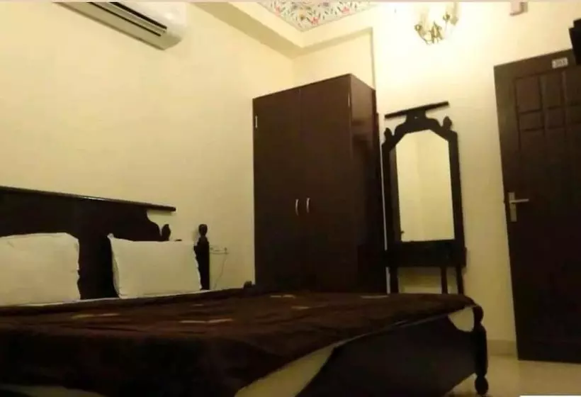 فندق Maya International