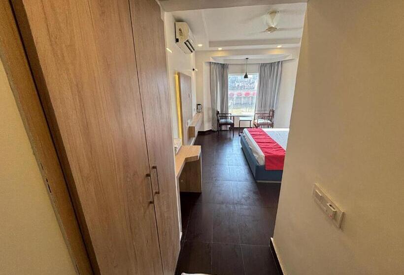 호텔 Maya International