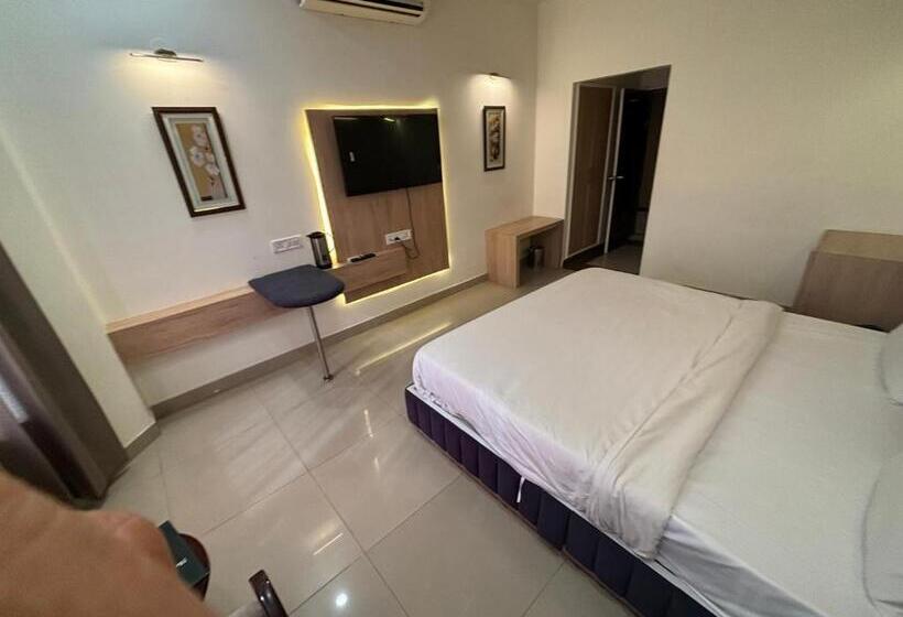 호텔 Maya International