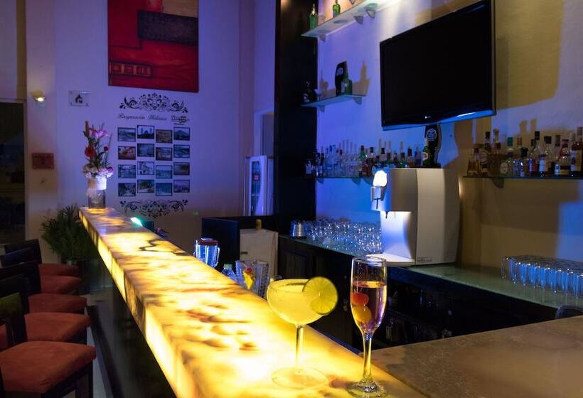 Szálloda Mision Grand Valle De Bravo