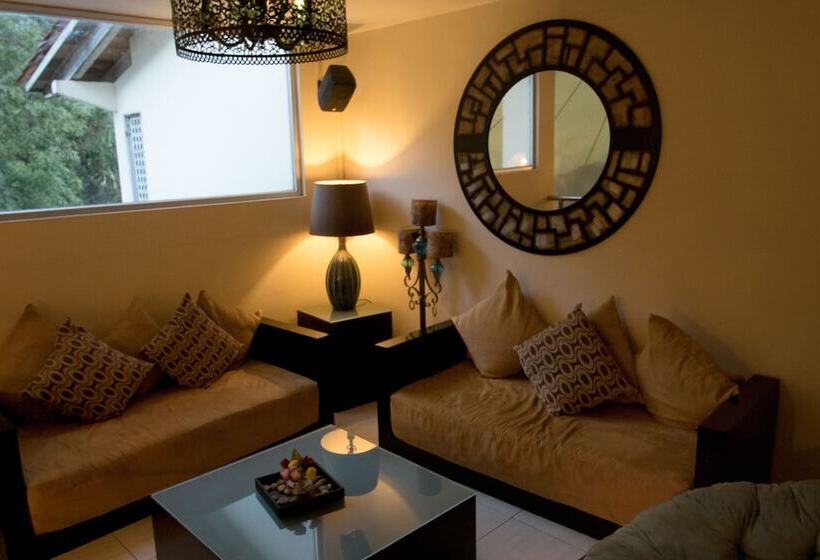 Szálloda Mision Grand Valle De Bravo