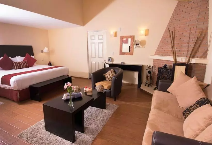 Отель Mision Grand Valle De Bravo