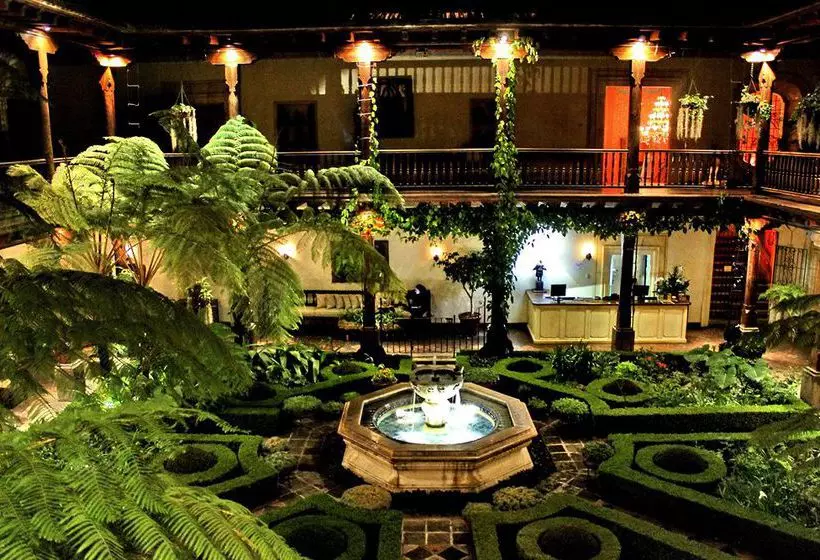 هتل Palacio De Dona Leonor