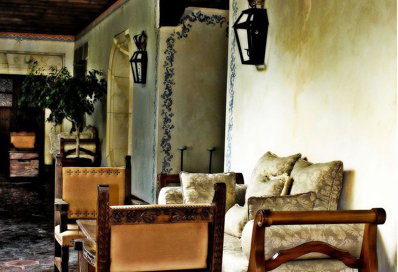 هتل Palacio De Dona Leonor