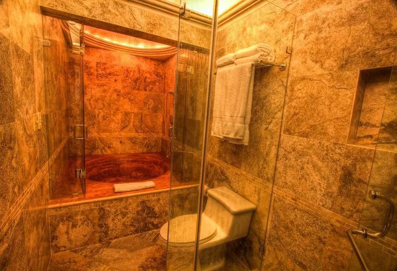 هتل Palacio De Dona Leonor