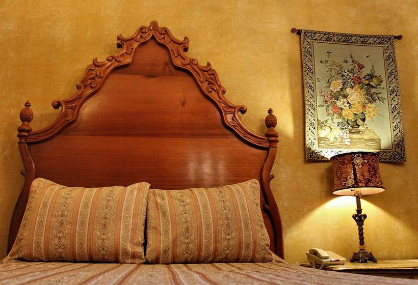 هتل Palacio De Dona Leonor