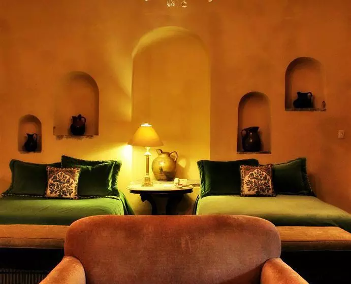 هتل Palacio De Dona Leonor