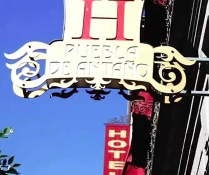 فندق Puebla De Antano