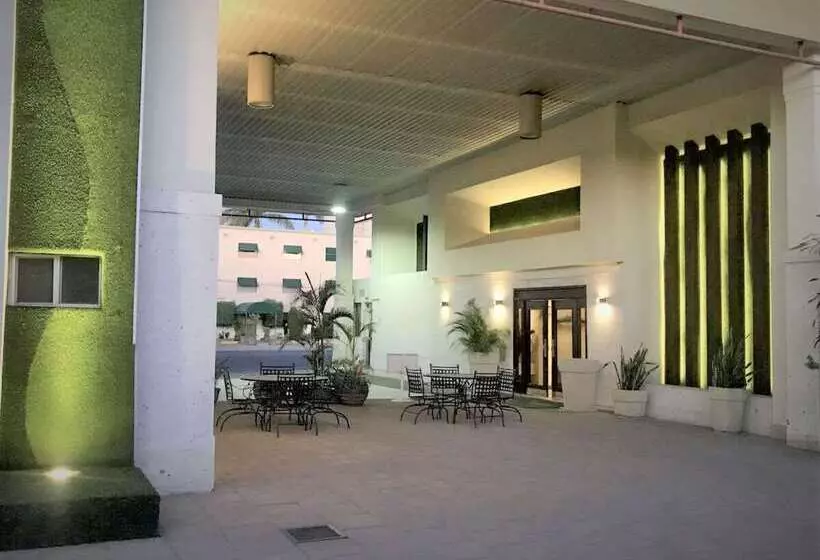 Hotel Quality Inn Ciudad Obregon