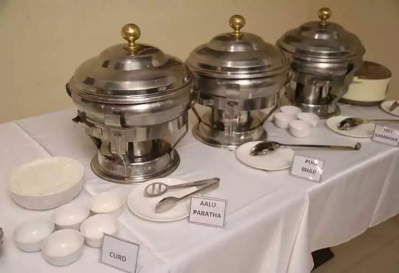 בית מלון כפרי Residency Palace