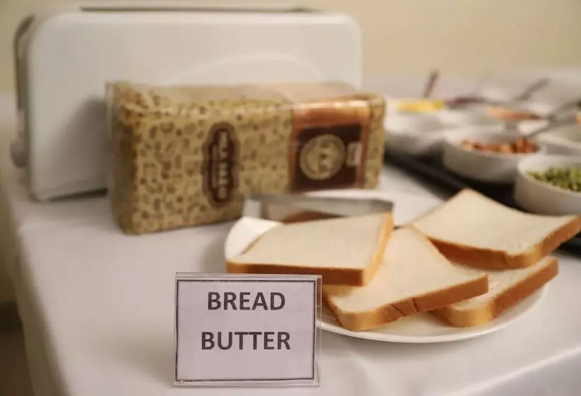 בית מלון כפרי Residency Palace