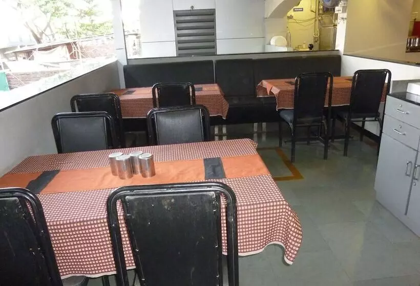 Hotel Rutu Gandh Heritage