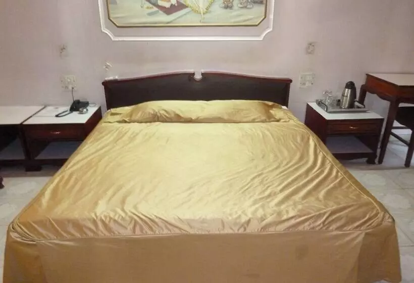 Hotel Rutu Gandh Heritage